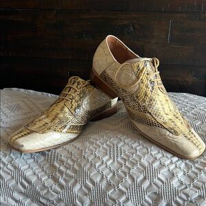 Giorgio Brutini Cream and Brown Snakeskin and Leather Oxfords